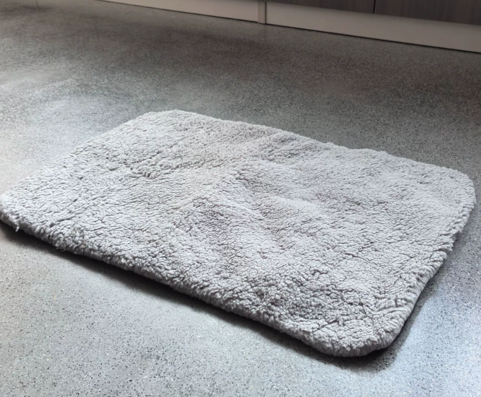 Self-Heating Pet Thermal Mat - Washable Thermal Dog & Cat Blanket for Autumn/Winter (Wholesale)